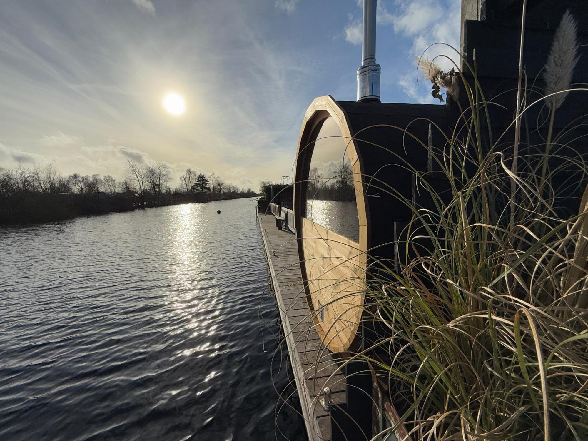New - Private Residence With Sauna - On A Lake Near Amsterdam Винкевен Экстерьер фото